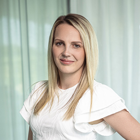 Nikol Vizingerová Nikol Vizingerová